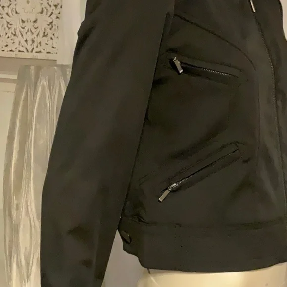 Dalia Collection - Picture 3 of 9